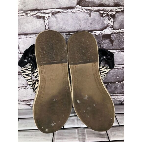 Frye & Co Kole White Black Asymmetrical Espadrilles Sandals Women Sz 8.5M US/39 - Picture 15 of 16